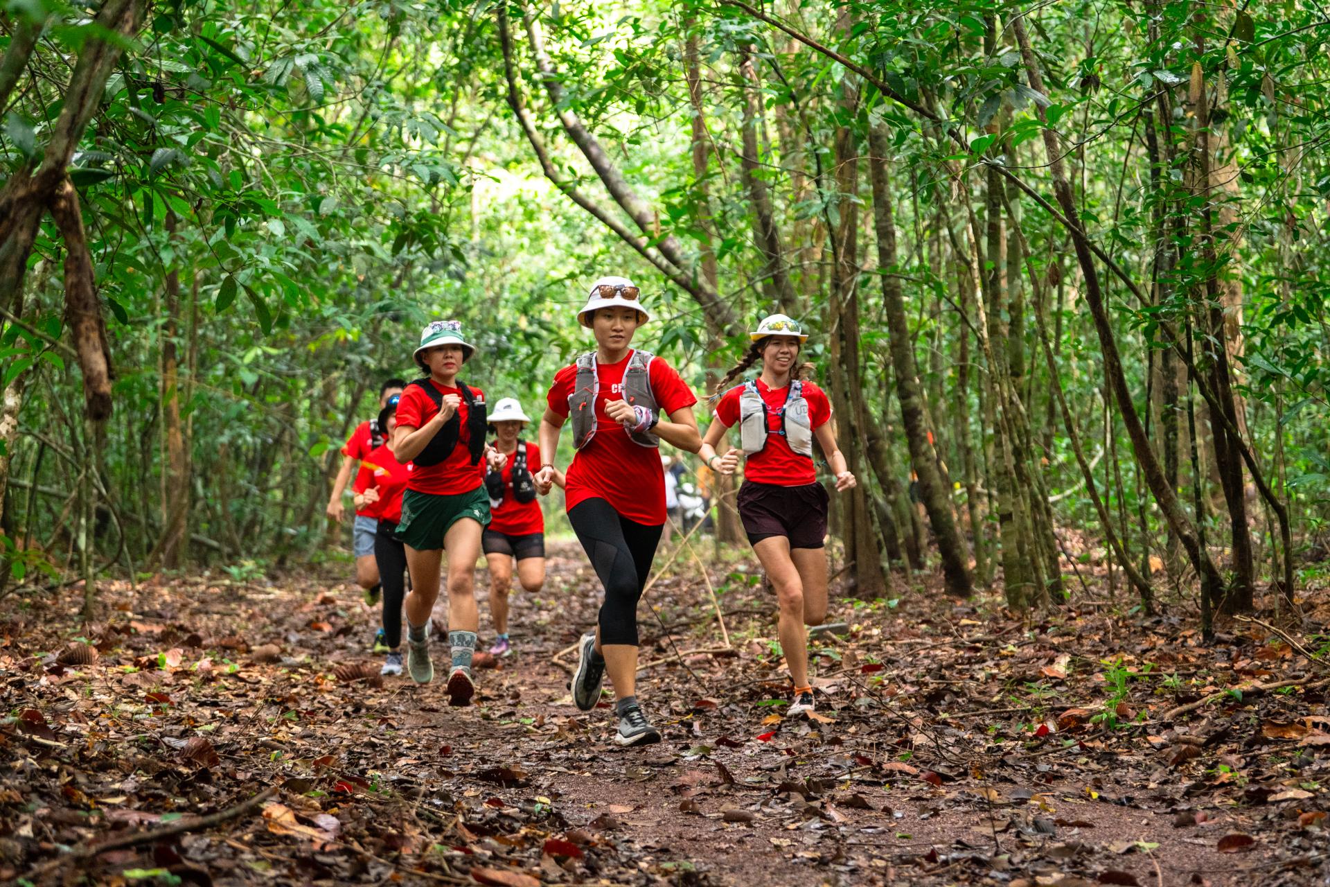 4 MẸO CHẠY ĐỊA HÌNH DÀNH CHO NGƯỜI MỚI BẮT ĐẦU